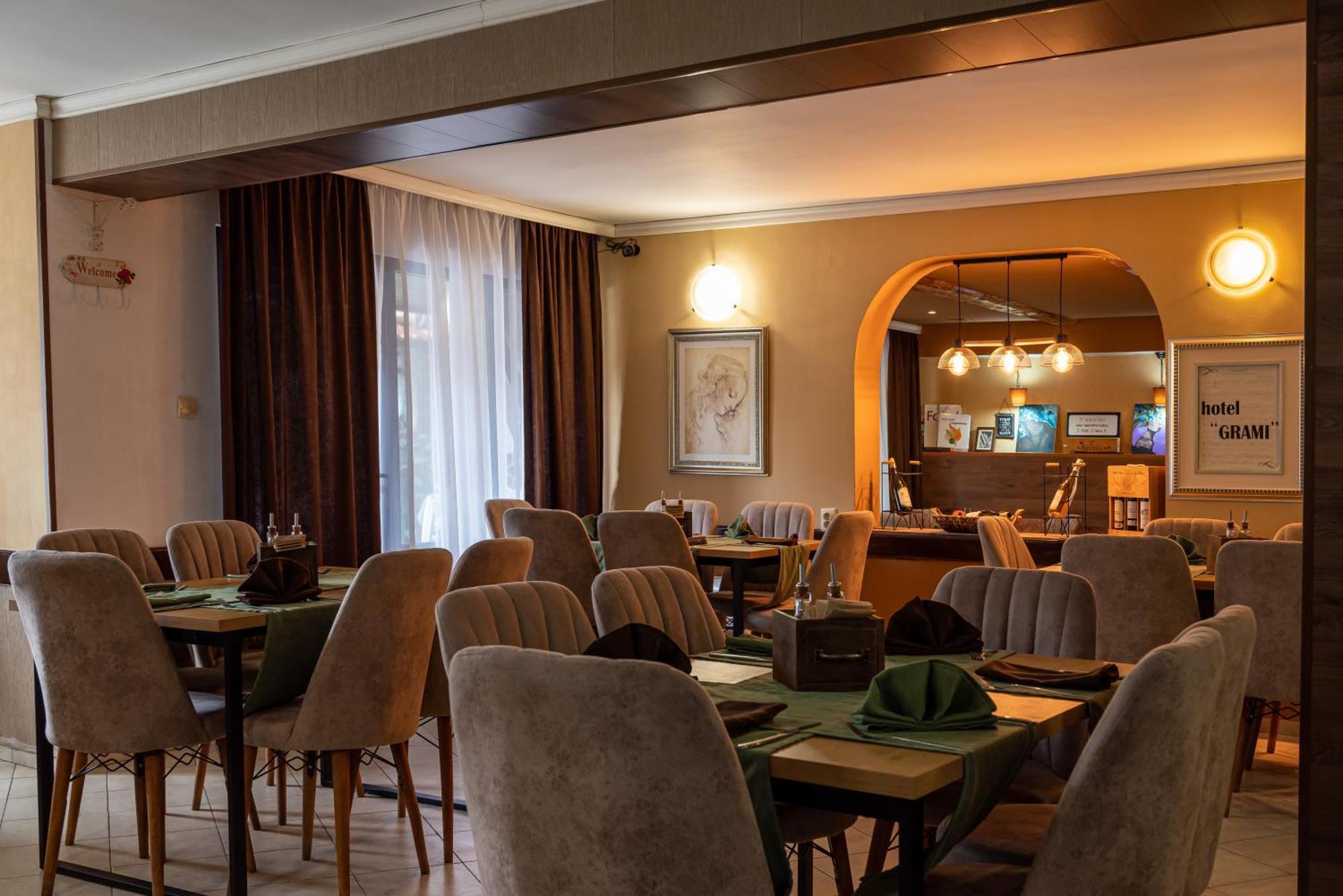 Grami Hotel Банско Экстерьер фото